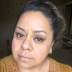 Meet your Posher, Araceli